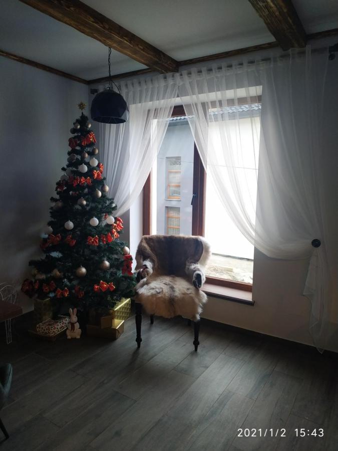 Князів Двір Ξενοδοχείο Μπούκοβελ Εξωτερικό φωτογραφία